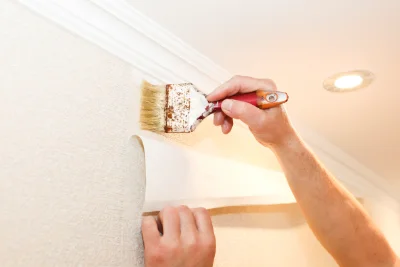 Pose de papier peint à Rozelieures — revêtements muraux et toiles de verre